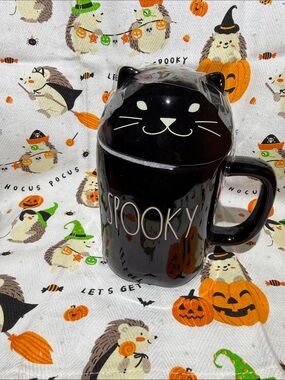 Rae Dunn SPOOKY Cat Topper Mug
